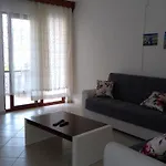 Akkum Gezer *